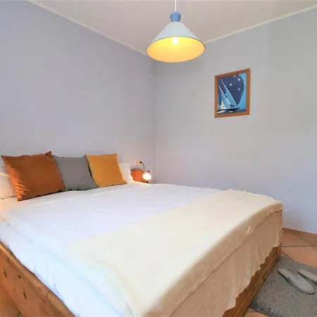 Am Leuchfeuer App 05 Апартаменты Вустров