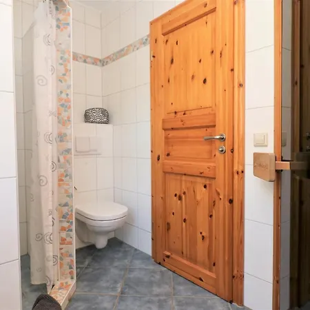 Am Leuchfeuer App 05 Апартаменты Вустров